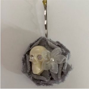 Tarina Tarantino Sugar Skull Flower Bobby Pin w/Swarovski Crystals
